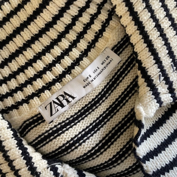 Zara Black and White Striped Sweater - Picture 4 of 4